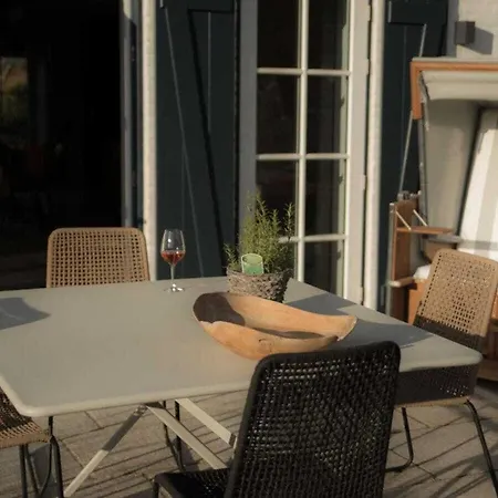 度假居 With 2 Bedrooms 文尼斯塔特